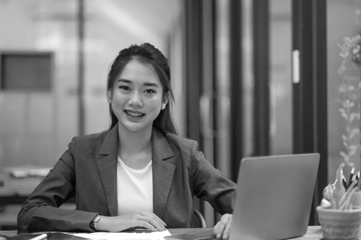 Business finance fundamentals workshop with real-world applications